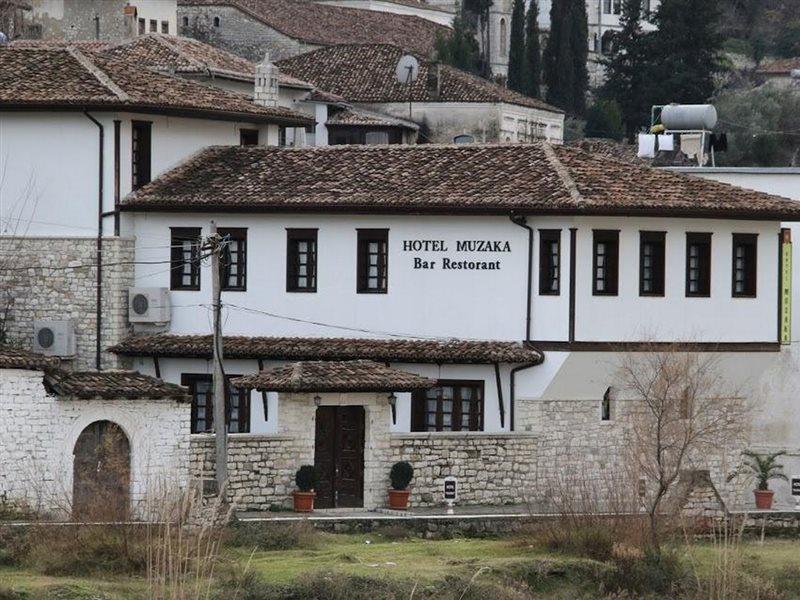 Boutique Hotel Muzaka Berat Exterior foto