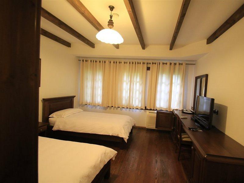 Boutique Hotel Muzaka Berat Exterior foto