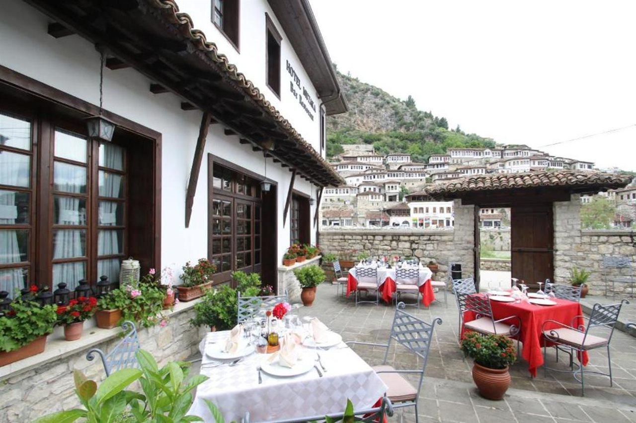 Boutique Hotel Muzaka Berat Exterior foto