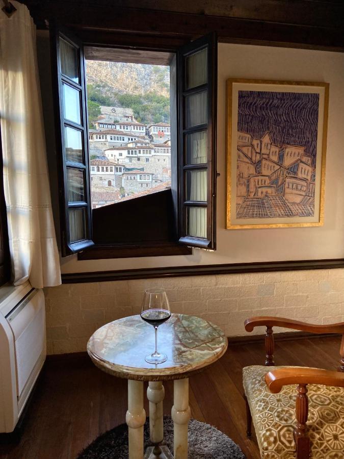 Boutique Hotel Muzaka Berat Exterior foto