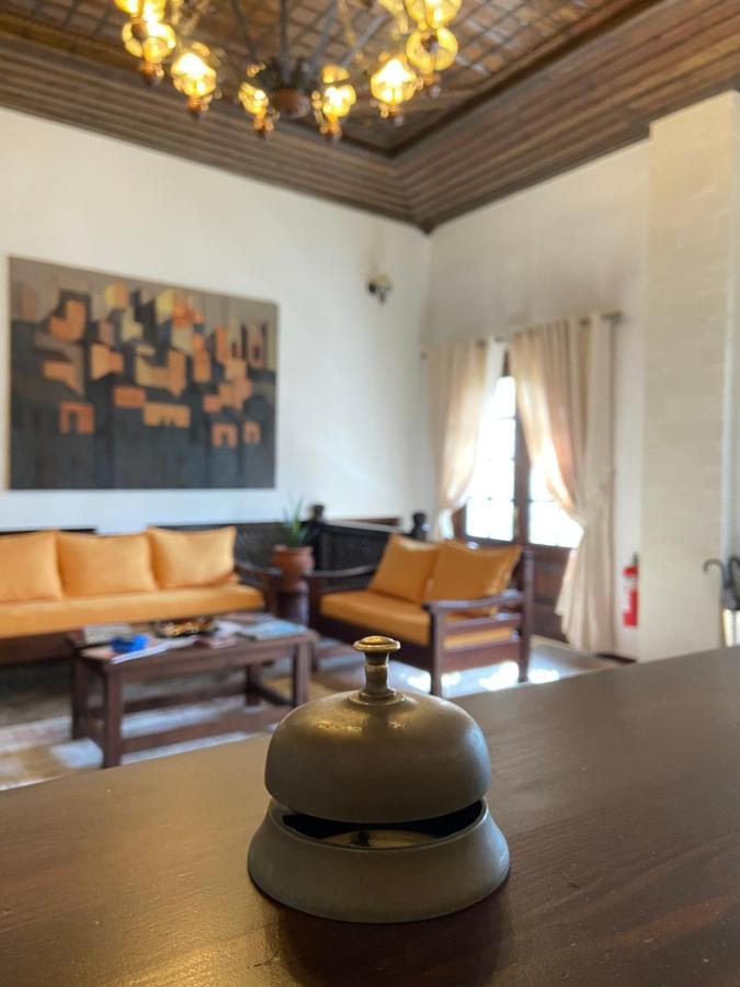 Boutique Hotel Muzaka Berat Exterior foto