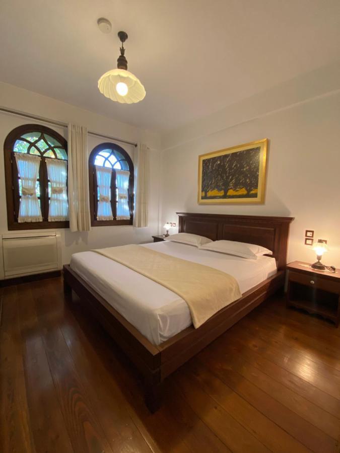 Boutique Hotel Muzaka Berat Exterior foto