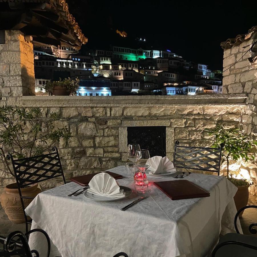 Boutique Hotel Muzaka Berat Exterior foto