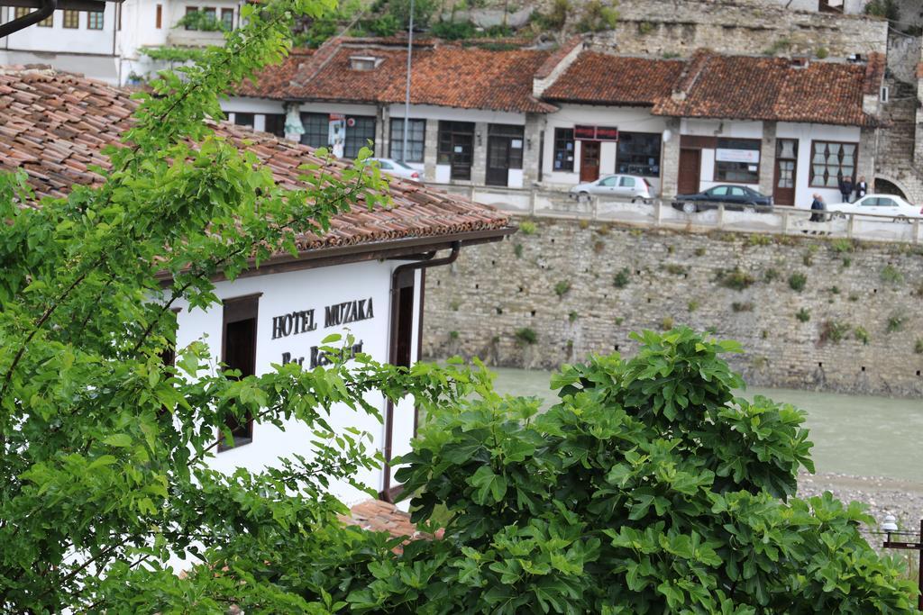 Boutique Hotel Muzaka Berat Exterior foto